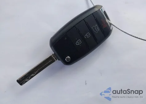 2016 Kia Soul из США, поврежденный, VIN KNDJN2A25G7389656